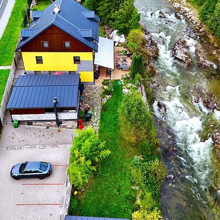 Apartmany Nad Rekou Svoboda nad Upou Bagian luar foto